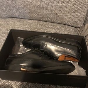 Allen Edmonds MacNeil 11.5D Black Wingtips